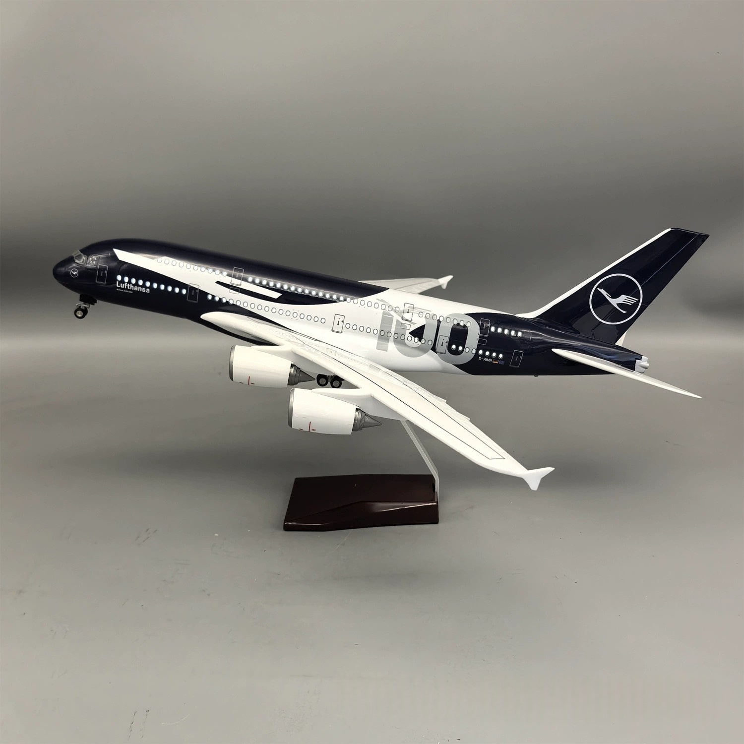 Nowy model samolotu Lufthansa  – Party Games New Year recenzja i cena
